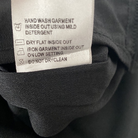 Strut & Bolt NWT Off The Shoulder Black Dress Chain Faux Pearl Large - Picture 16 of 16